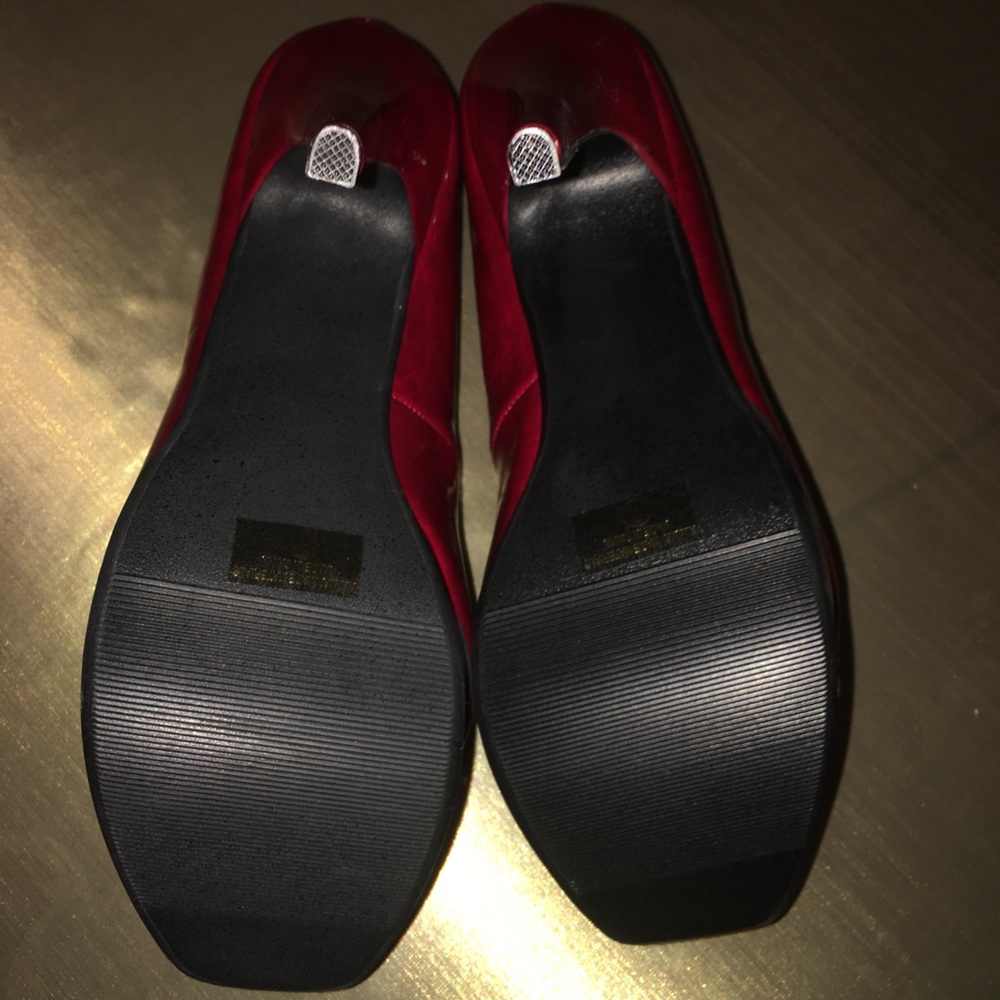 Red Platform Heels - Picture 5 of 6